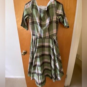 Magnolia Place (Unique Vintage) Green Plaid Dress